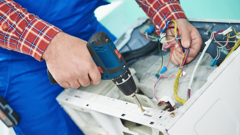 Turgutlu Arçelik Arçelik çamaşır makinesi kart tamiri – Su almama arızası orijinal parça ile giderildi. - Teknik servis örneği
